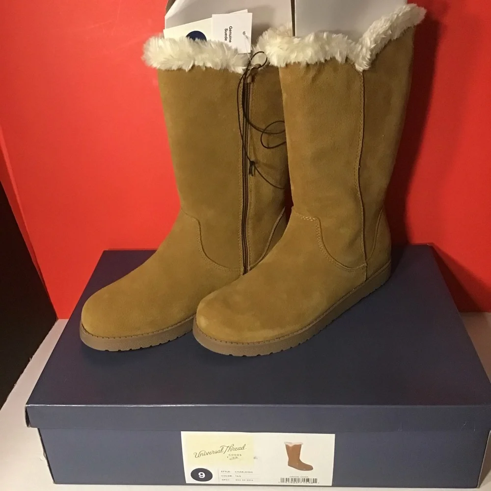 🍁 LAST PAIR! CHARLEIGH SUEDE BOOTS